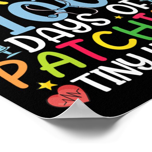 100 dagen van patching Tiny Humans Nurse 100th Day Poster (Hoek)