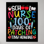 100 dagen van patching Tiny Humans Nurse 100th Day Poster (Voorkant)