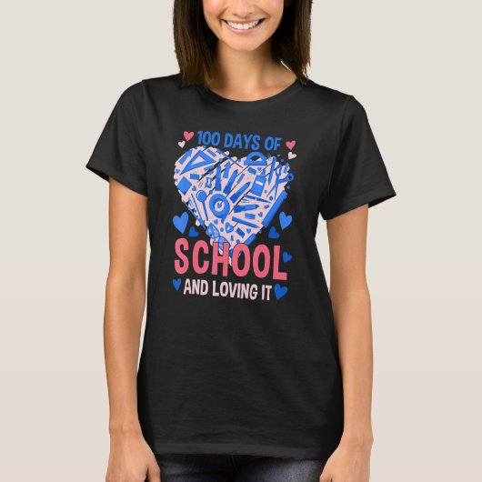 100 Days Of School And Still Loving It Hearts 100t T-shirt (Voorkant)