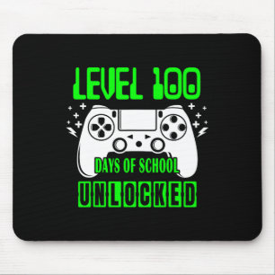 100 Days of School ontgrendelde videogames voor jo Muismat