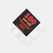 100 en nog steeds Smokin Hot | 100e verjaardag Servetten (Hoek)