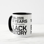 100 Jaar typografie van de zwarte geschiedenis Mok (Voorkant links)