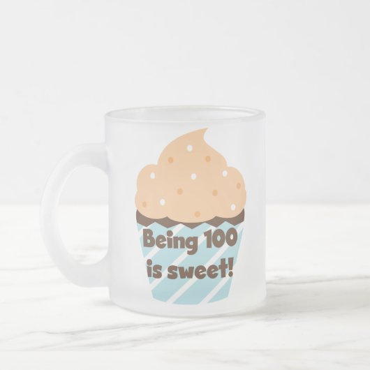 100 zijn is Sweet Birthday T-shirts en cadeautjes Matglas Koffiemok (Links)