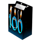 100e Birthday kaarsen Middelgrote Gift Bag Medium Cadeauzakje (Voorkant Gekanteld)