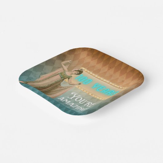 100e Birthday  Singer Papieren Bordje (Gebogen)