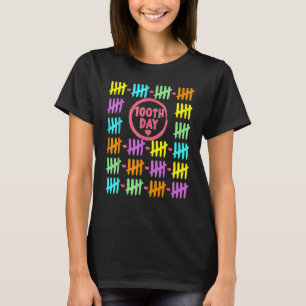 100e dag regenbooglijnen tekenen 100 dagen SC T-shirt