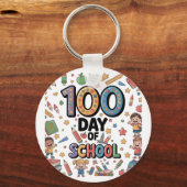 100e Dag van het Schoolplezier T-Shirt | Kleurrijk Sleutelhanger (Voorkant)