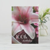100e verjaardag van de viering-roze Lily Kaart (Staand voorkant)