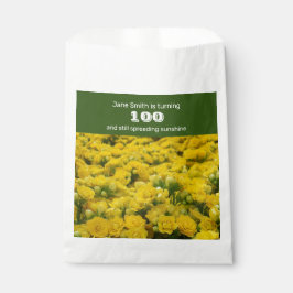 100th Birthday Bright Yellow Flowers viering Bedankzakje