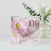 100th Birthday party-uitnodiging met daisies Kaart (Staand voorkant)