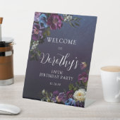 100th Verjaardag Paarse Moody Flower Custom Welkom Reclamebord Met Voetstuk