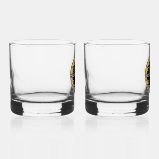 101e afdeling boordevol personeel whisky glas (Rechts)