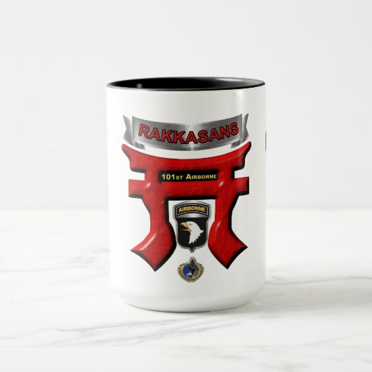 101e Airborne Division Rakkasans Mok (Midden)