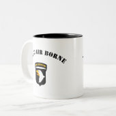 101e Airborne Insignia Tweekleurige Koffiemok (Voorkant links)