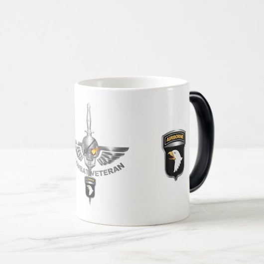 101e Luchtvaartdivisie Slechte ontvlamming schedel Magische Mok (Voorkant rechts)