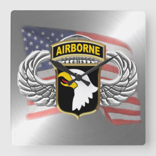 101st Airborne 10.75" Vierkante Klok