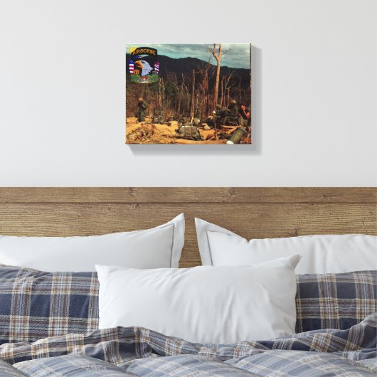 101st Airborne Screaming Eagles Canvas Print (Insitu (Slaapkamer))