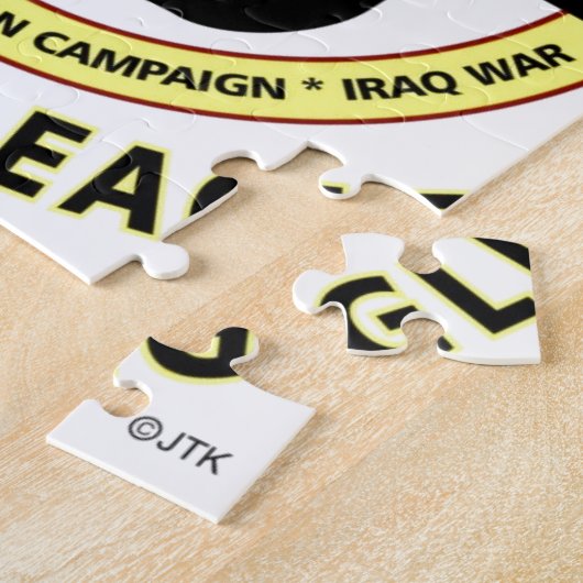 101STE LUCHTVAARTAFDELING "SCREAMING ELLES" LEGPUZZEL (Zijkant)