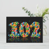 102e verjaardag, met bubbels en ballen kaart (Staand voorkant)