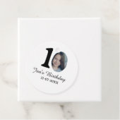 10 e verjaardag foto vetgedrukte brief kinder naam bedankjes labels (In situ)