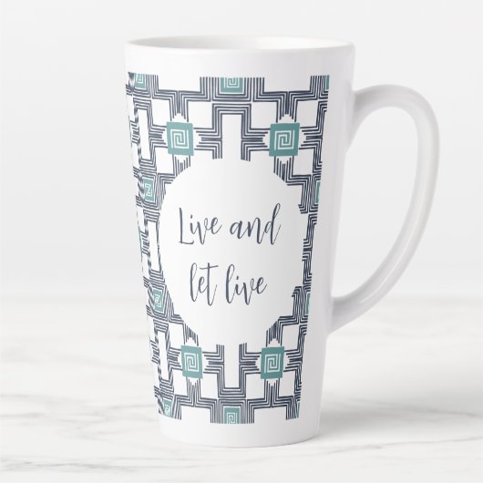 10 jaar obriety Birthday 17oz Latte Mok (Rechts)