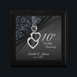 10e Black On-yx Wedding Jubileum Design 2 Cadeaudoosje<br><div class="desc">10e cadeaudoos voor Jubileum voor weddenschappen. ⭐ Dit product is 100% . ***** Klik op CUSTOMIZE BUTTON om toe te voegen, te verwijderen, te verplaatsen, te wijzigen, te roteren, enz.om het even welke grafiek of tekst of gebruik de vullingsvakjes. ⭐ 99% van mijn design in mijn winkel wordt in lagen...</div>