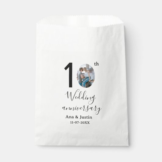 10e huwelijksverjaardag naam foto vet letter st bedankzakje (Voorkant)
