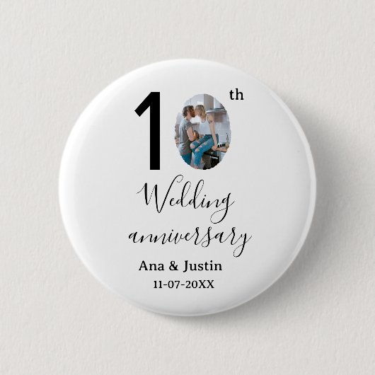 10e huwelijksverjaardag naam foto vet letter st ronde button 5,7 cm (Voorkant)