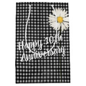 10e jubileum Daisy op Gingham middelgrote cadeauta Medium Cadeauzakje (Voorkant)