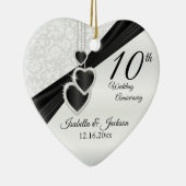 10e Jubileum met zwarte onyx en witte bruiloft Keramisch Ornament (Rechts)