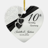10e Jubileum met zwarte onyx en witte bruiloft Keramisch Ornament (Voorkant)