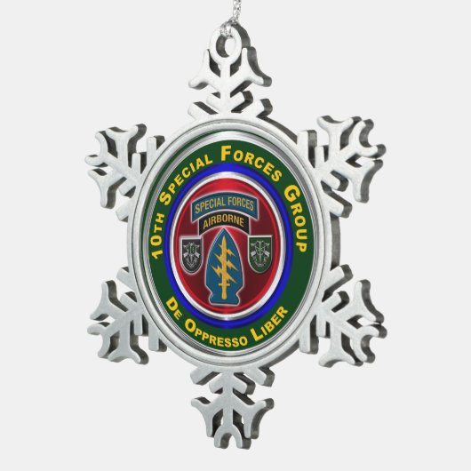 10e kerstmetaal van de speciale strijdkrachten tin sneeuwvlok ornament (Rechts)