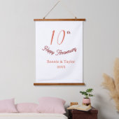 10e trouwdag perzik pastel naam retro b hangend wandkleed (Slaapkamer)