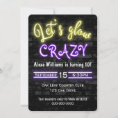 10e verjaardag Neon Glow Sign on Brick Wall Kaart (Voorkant)