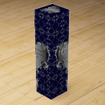 10th,11th,16th,20 Wedding Jubileum Silvery Roos Wijn<br><div class="desc">Het perfecte betaalbare huwelijkscadeau. die heerlijke fles wijn in een gepersonaliseerde wijndoos voor je jubileumjaar. Hier, deze fabergè-geïnspireerde herhaling met mijn 3D-lijsten van het zilverhart maakt een zinvolle en prachtige toevoeging aan je fles wijn cadeau voor je 10e Tin, 11e Steel, 16e, 20e of 25e, verjaardagen! OPMERKING: Ik zal je...</div>