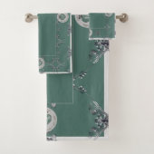 10th,11th,20th,25th,70th Silvery Grey Bad Handdoek (Insitu)