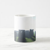 11 oz mok met "Stonehenge in de mist" afbeelding (Center)