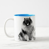 11 oz. Twee toonaangevende mok met Keeshond voor e (Links)