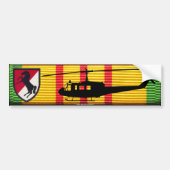 11e Armored Cavalry UH-1 Huey VSM Bumpersticker (Voorkant)