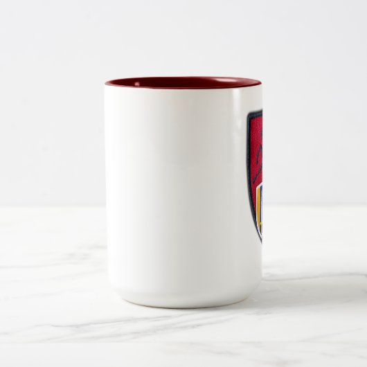 11e gepantserde cavalerieregiment Vietnam oorlog Tweekleurige Koffiemok (Center)