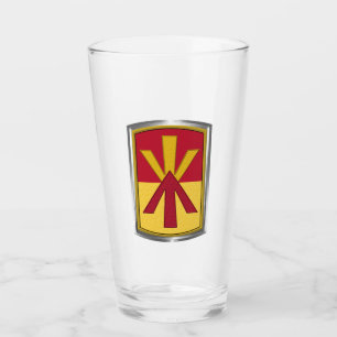 11e luchtverdedigingsbrigade "Train to Fight"-plei Glas
