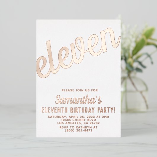 11e Roos Gold Birthday Folie Uitnodiging (Staand Voorkant)