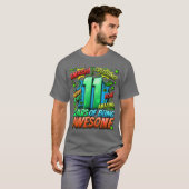 11e verjaardag Comic Style Geweldig sinds 2012 11  T-shirt (Voorkant volledig)