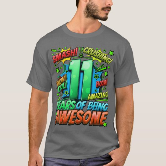 11e verjaardag Comic Style Geweldig sinds 2012 11  T-shirt (Voorkant)