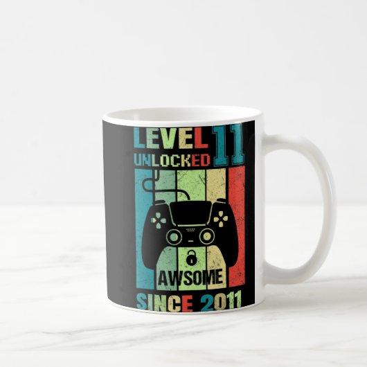 11th Birthday Gift Level 11 Unlocked Awesome 2011 Koffiemok (Rechts)