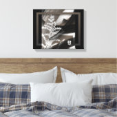 11x14" Terra’s Tender Whisper Abstract Brown Flowe Canvas Afdruk (Insitu (Slaapkamer))