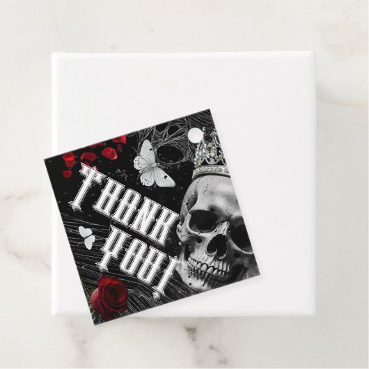 12 Cadeau Labels Haunting Adeline Zade Meadows Zad (In situ)