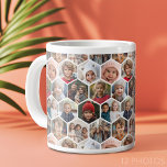 12 Fotocollage - funky zeshoekig patroon Grote Koffiekop<br><div class="desc">De vierkante foto's werken het best met deze sjabloon. Voeg je favoriete afbeeldingen toe aan deze leuke sjabloon. U kunt vierkante foto's of om het even welke foto's voor dit net gebruiken.</div>