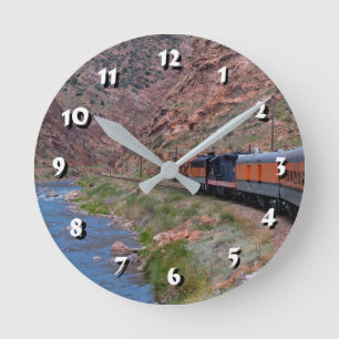 12 Number Choices to Choose -Train-Clock Ronde Klok