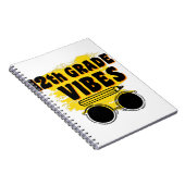 12e klas vibes Shirt terug naar school eerste dag Notitieboek (Rechterzijde)